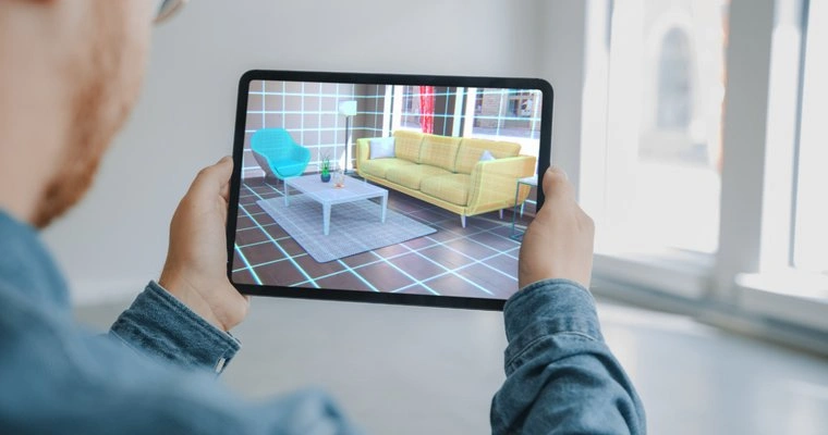 Augmented Reality (AR) in Retail 2 techllective